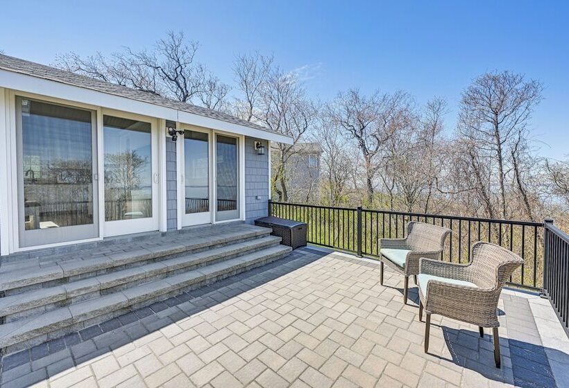 Cozy Baiting Hollow Bungalow: Views, Walk To Beach