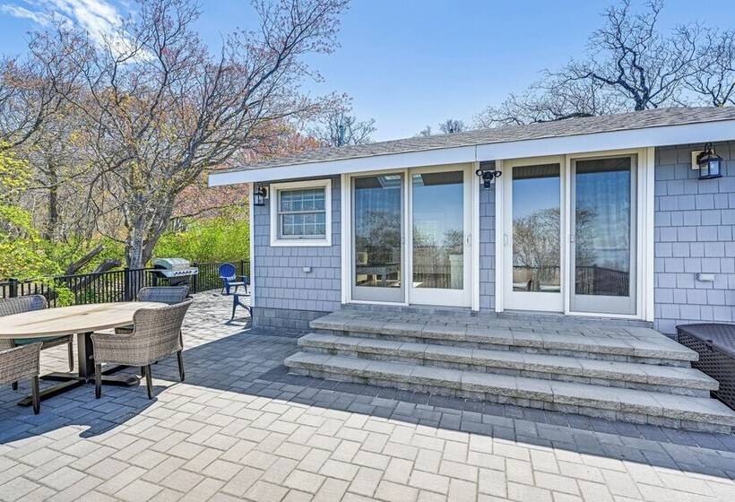 Cozy Baiting Hollow Bungalow: Views, Walk To Beach