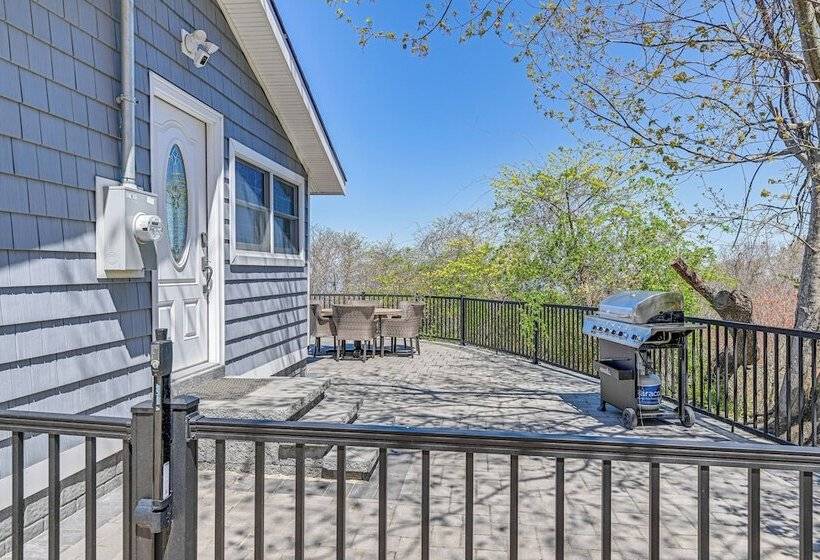 Cozy Baiting Hollow Bungalow: Views, Walk To Beach