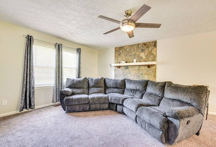 Douglasville Vacation Home ~ 16 Mi To Six Flags!