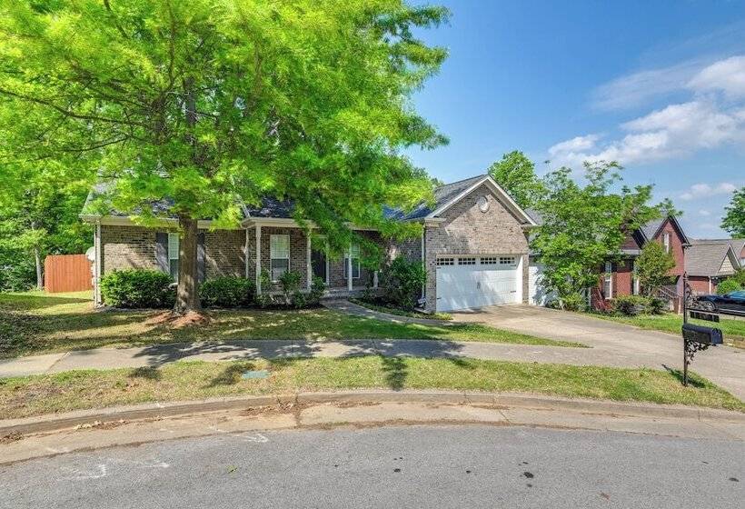 Cozy Hermitage Home W/ Deck: 11 Mi To Nashville!