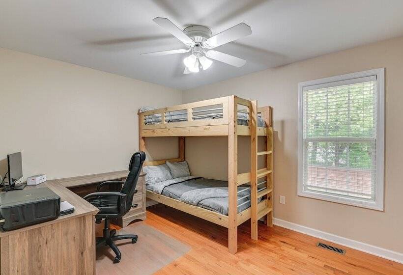 Cozy Hermitage Home W/ Deck: 11 Mi To Nashville!