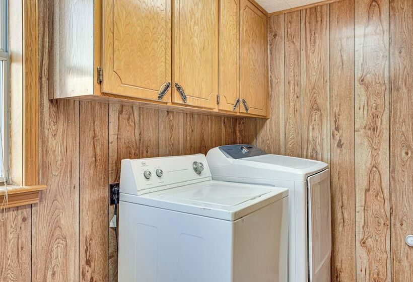 Cozy Oklahoma Family Home W/ Private Yard & Grill