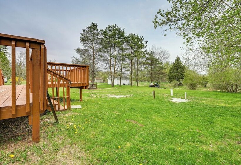 Cozy Silverwood Home: Near Golf Courses!