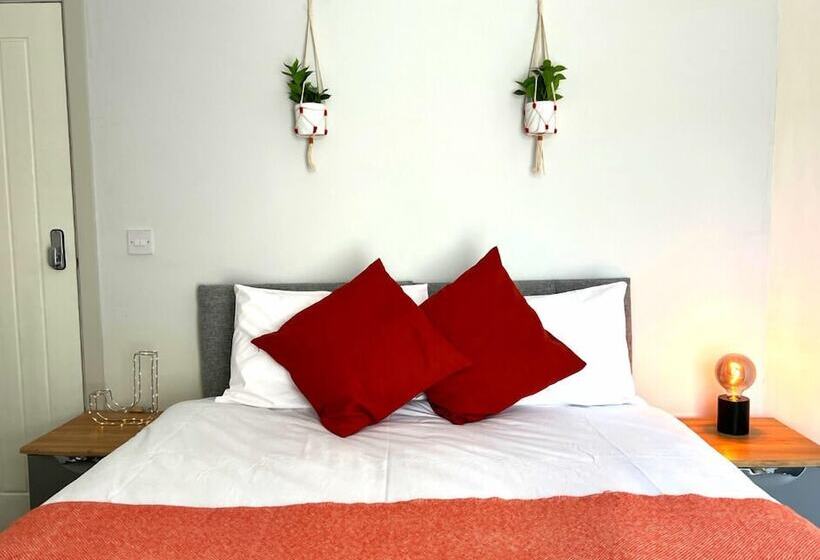 Darlington Suites By Sa Stays