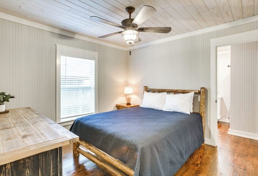 Dularge Copper Landing    Steps To Falgout Marina