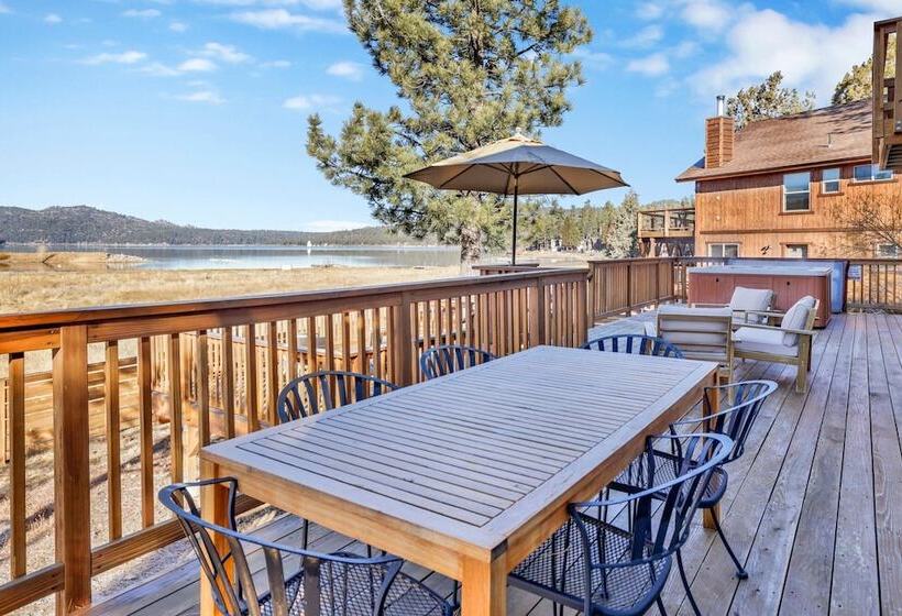 Eagle Escape On Big Bear Lake #2423