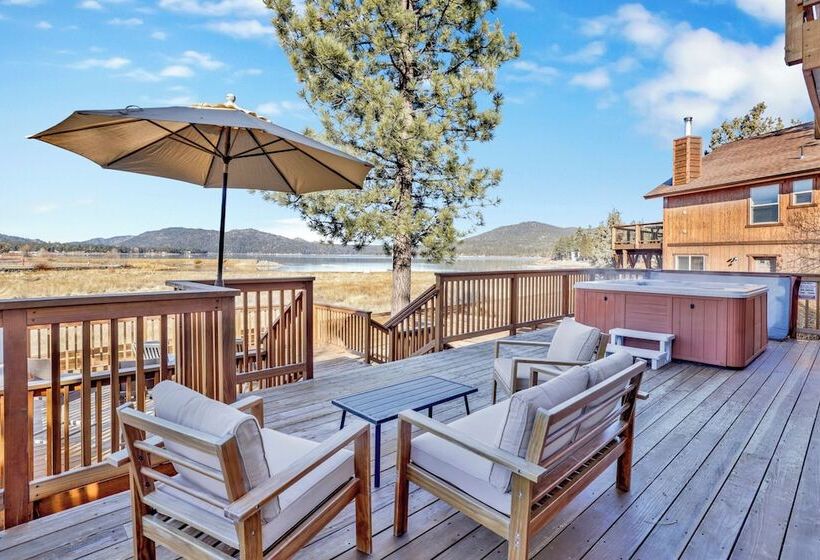 Eagle Escape On Big Bear Lake #2423