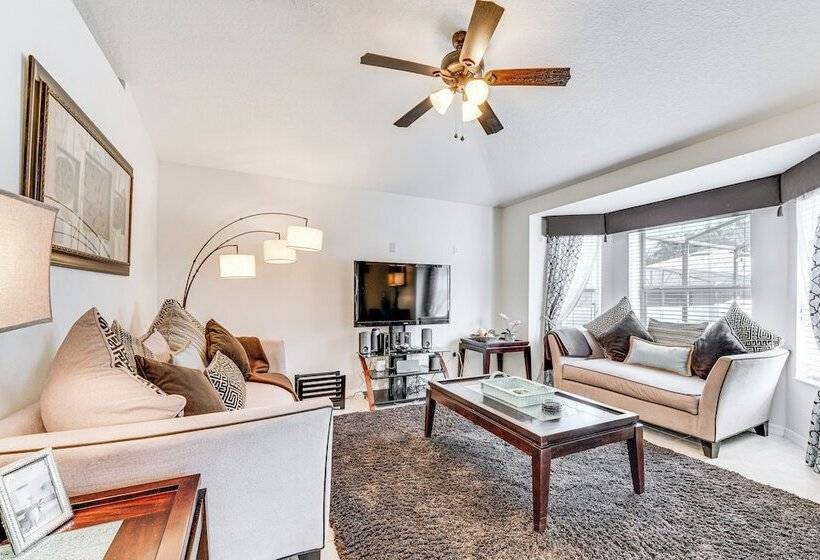 Near Golf & Wdw: Family Friendly Home In Davenport