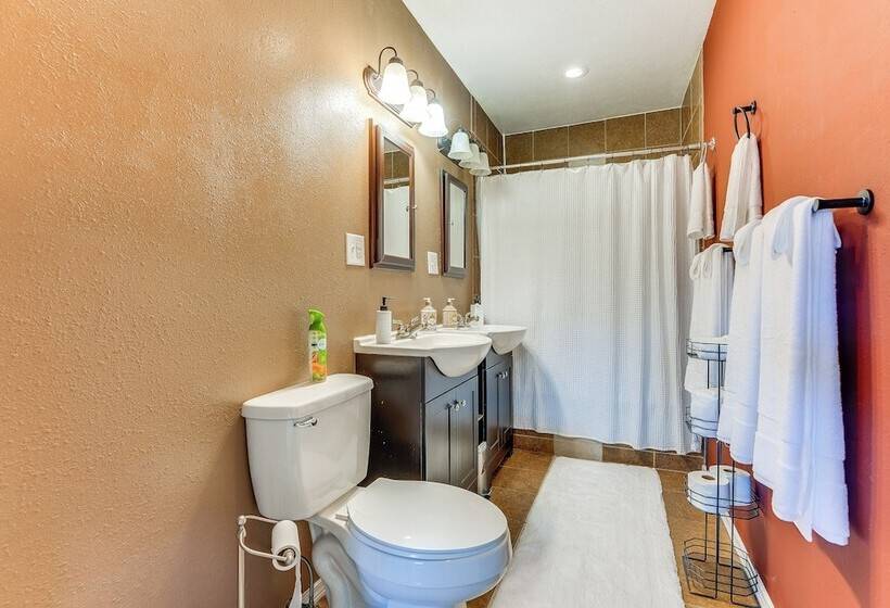 Family Spokane Valley Home W/ Patio & Gas Grill!