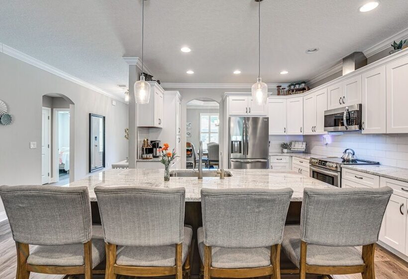 Fort Walton Beach House: Lanai W/ Saltwater Pool!