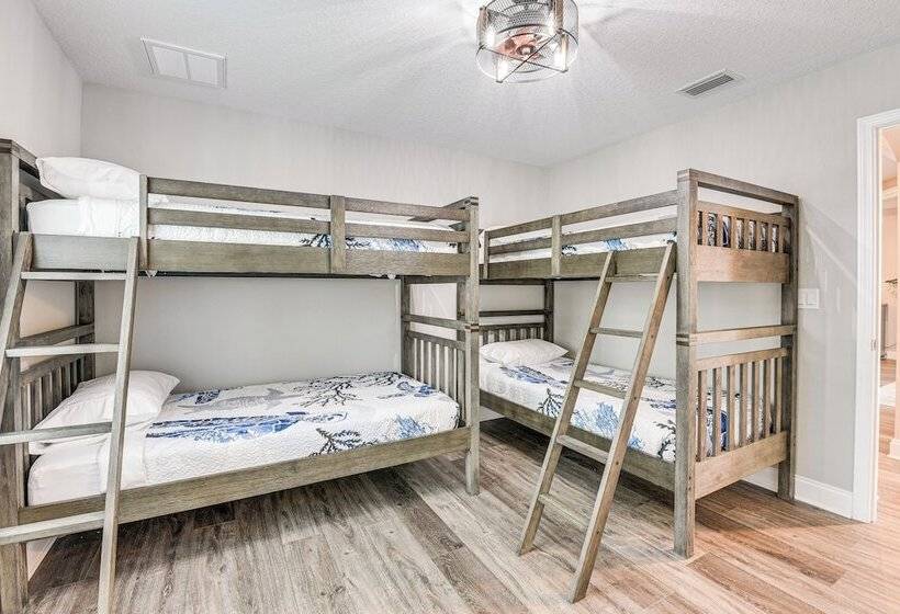 Fort Walton Beach House: Lanai W/ Saltwater Pool!