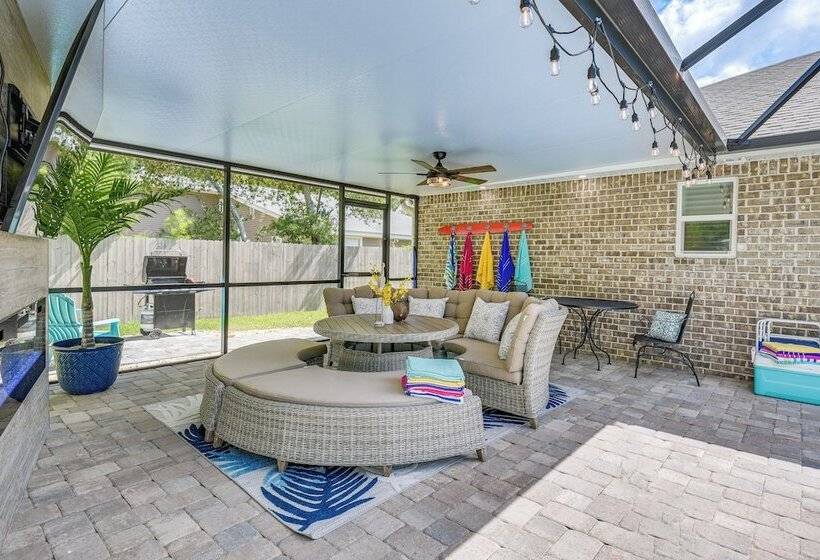 Fort Walton Beach House: Lanai W/ Saltwater Pool!