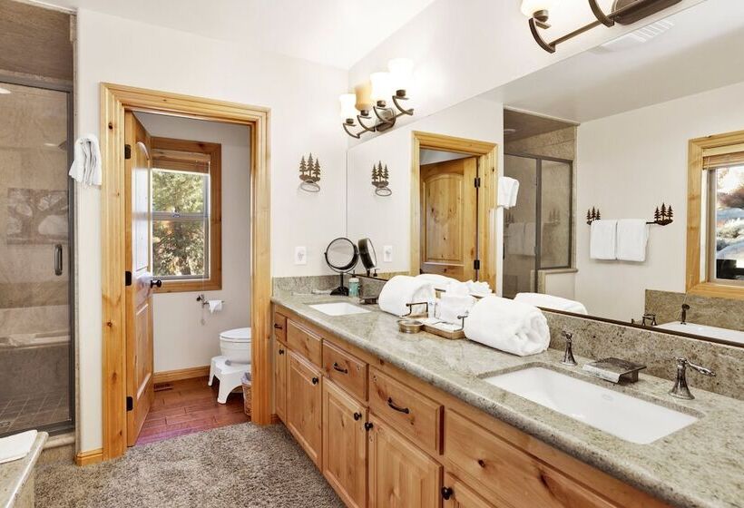 Gold Rush Lodge #2352