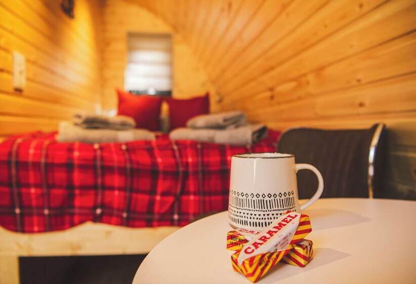 Highland & Transylvania Glamping Pod