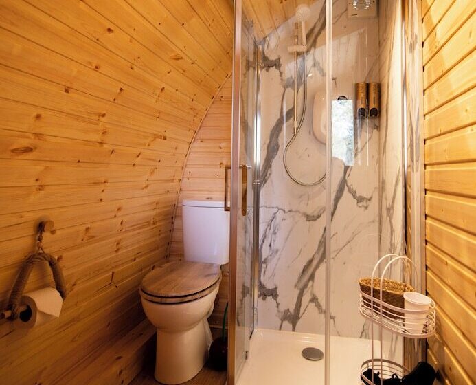 Highland & Transylvania Glamping Pod