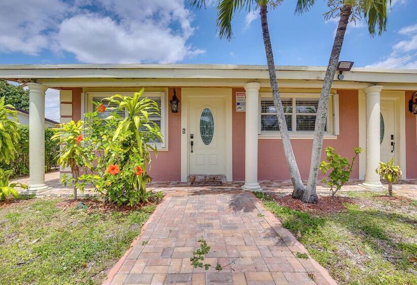 Hollywood Apartment, 5 Mi To Hard Rock Stadium!