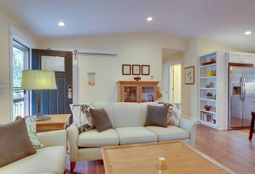 Home In Beaufort Historic District W/ Private Yard