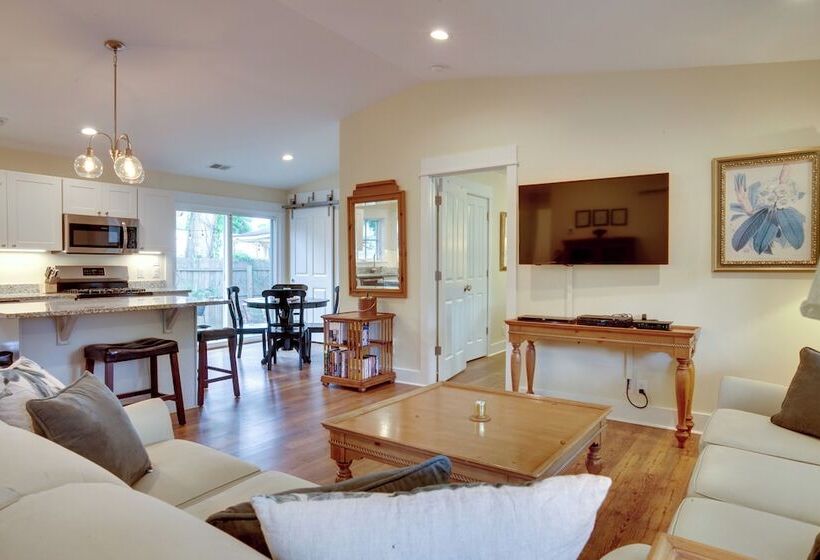 Home In Beaufort Historic District W/ Private Yard