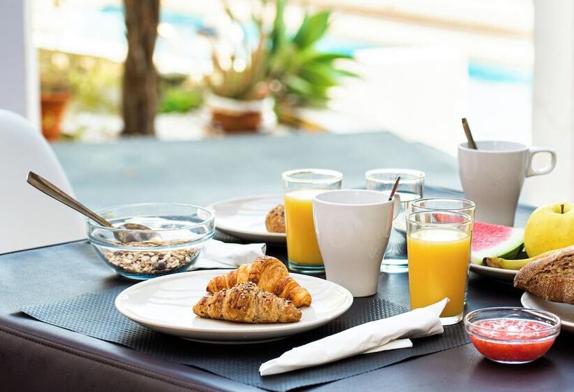 Hostal El Dorado Cabodegata