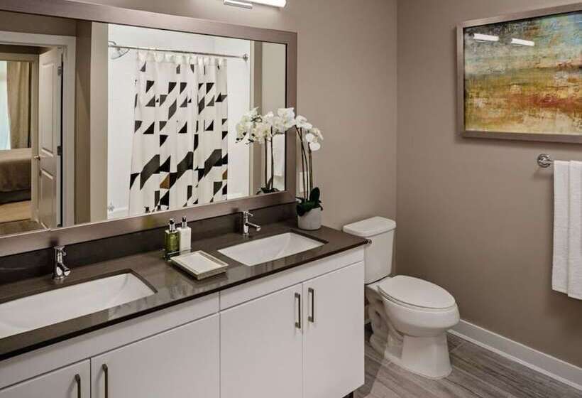 פונדק Kings Point Lux Suites