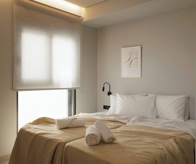 ホテル Athens Riviera Suites