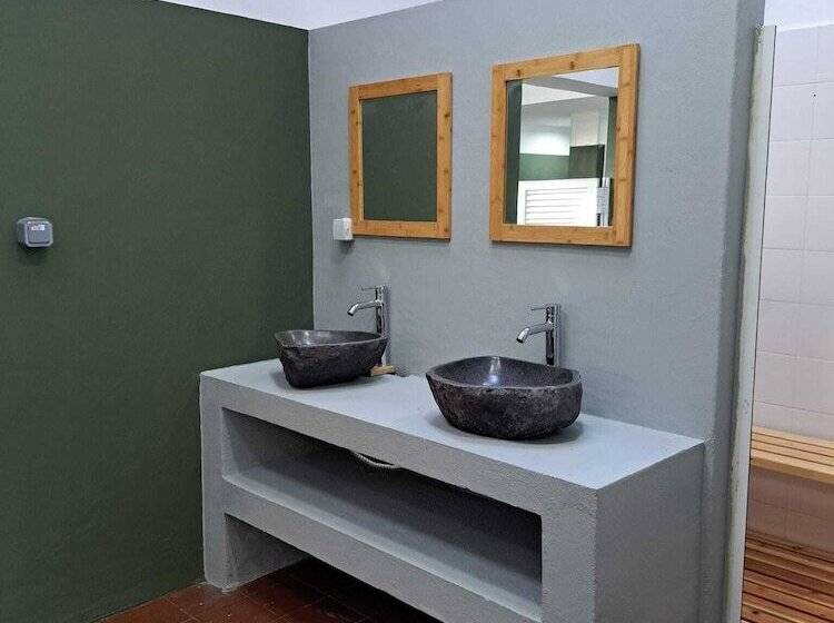 فندق Bearsu Nature Almoxarife