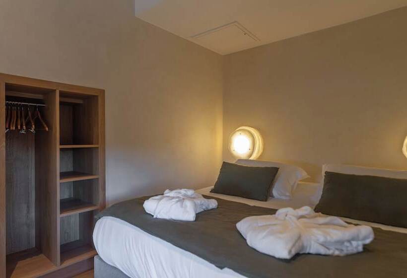 فندق Domaine De Panéry