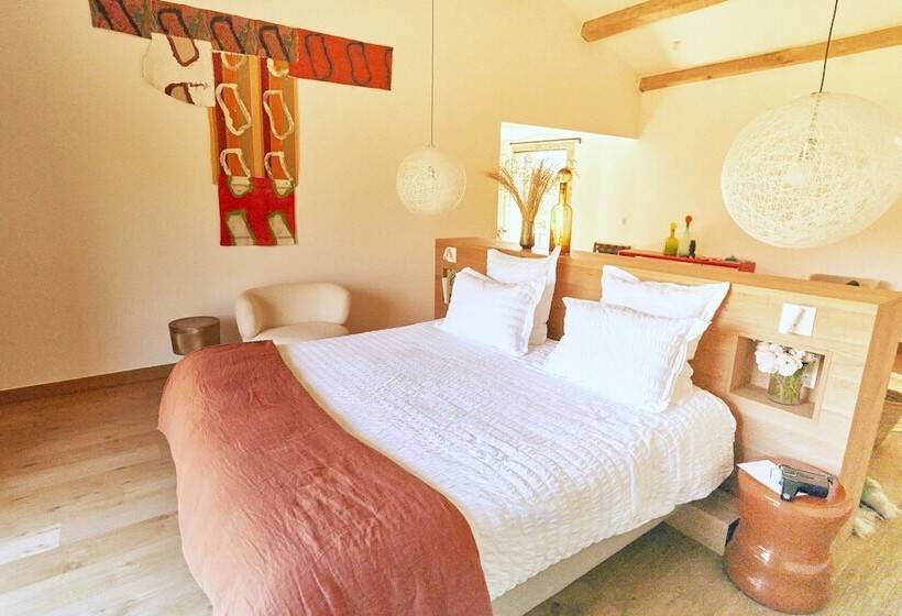 فندق Domaine De Panéry