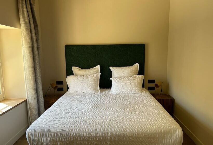 فندق Domaine De Panéry