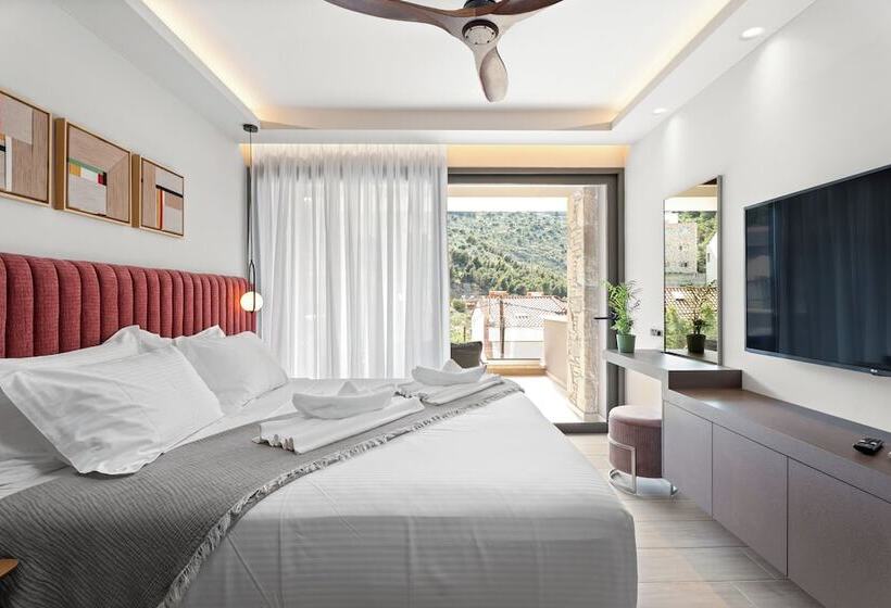 酒店 Ennea Muses Rooms & Suites