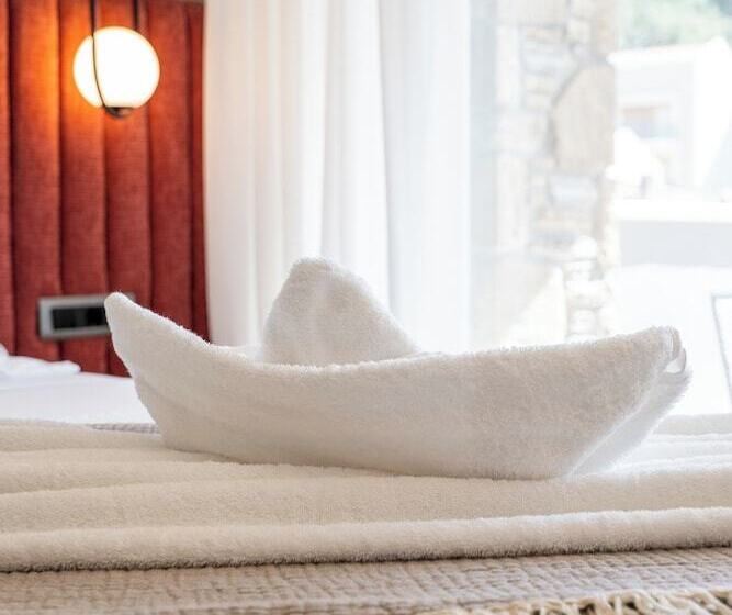 酒店 Ennea Muses Rooms & Suites