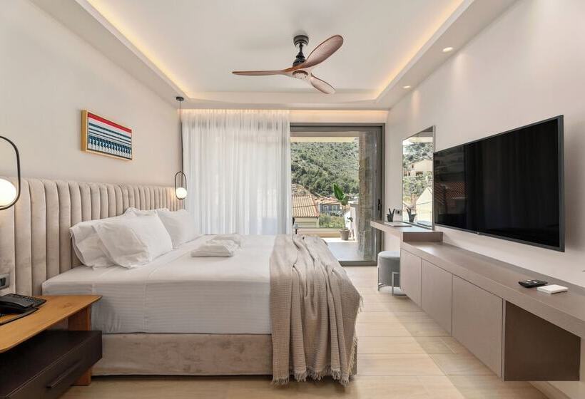 酒店 Ennea Muses Rooms & Suites