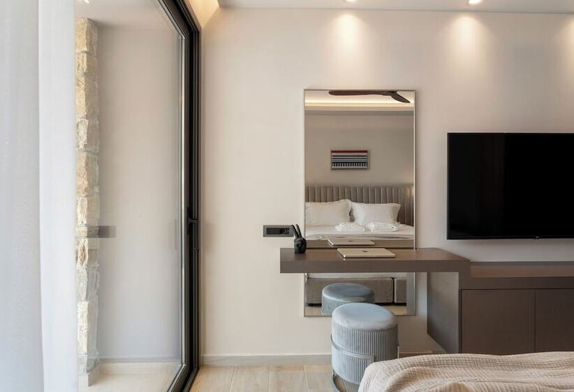 酒店 Ennea Muses Rooms & Suites