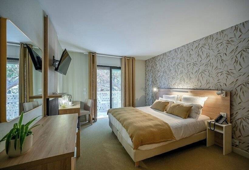 Отель Hôtel La Ménado