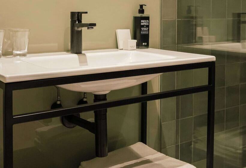 هتل Ibis Styles Lisboa Aeroporto