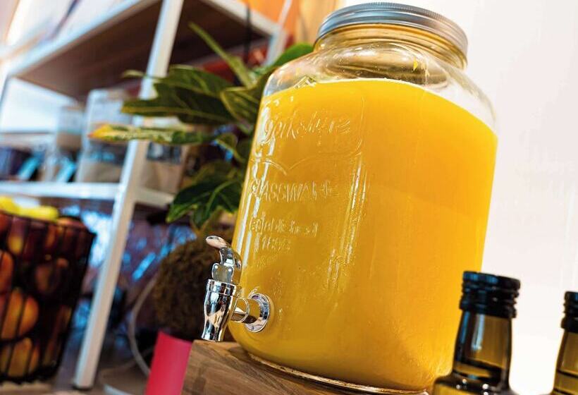 هتل Ibis Styles Lisboa Aeroporto