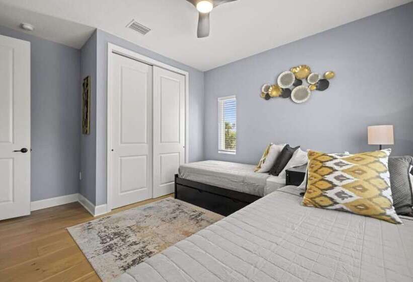 فندق Impeccable Townhome In Tampa Fl