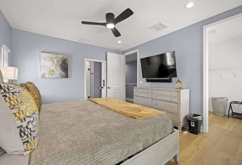 فندق Impeccable Townhome In Tampa Fl