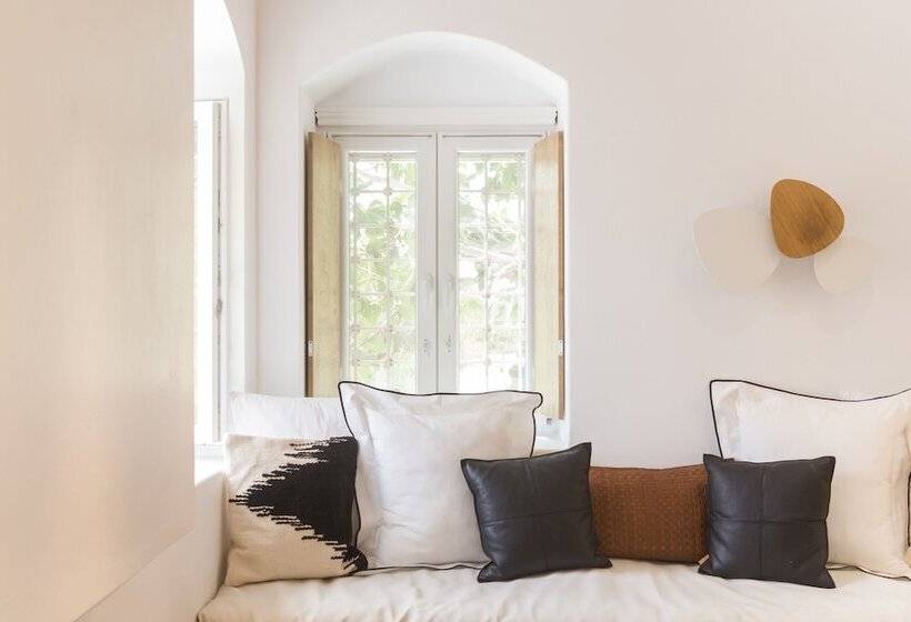 Отель Kallos Villas & Suites