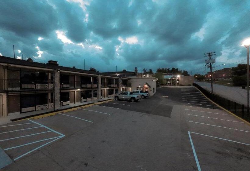 酒店 Riverside Inn And Suites