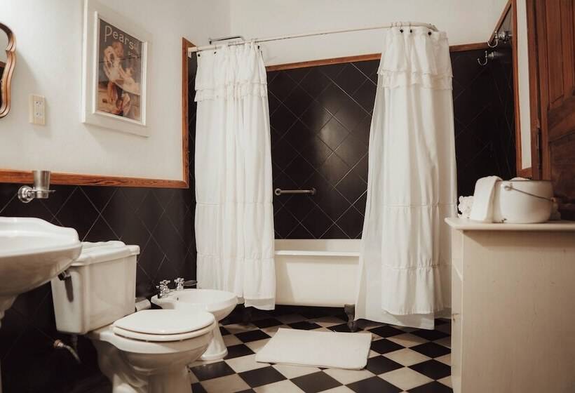 فندق ريفى Estancia La Violeta