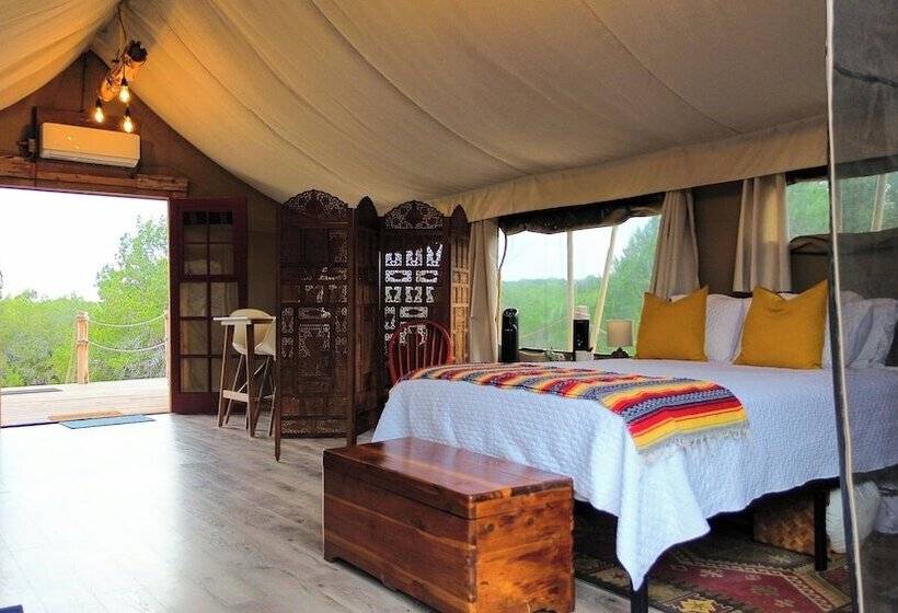 田舎風ホテル Lost Horizon Texas