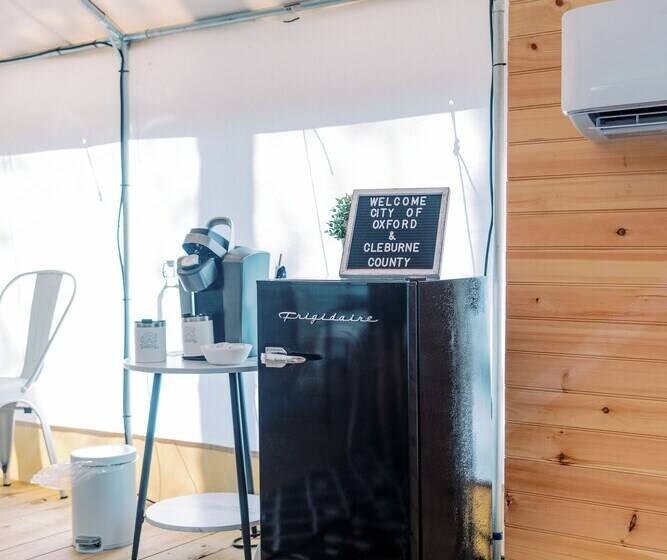 호텔 Timberline Glamping Cheaha