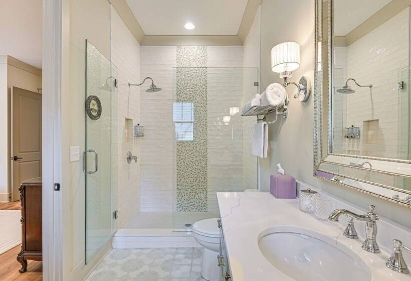 Idyllic Belmont Home < 1 Mi To Historic District!