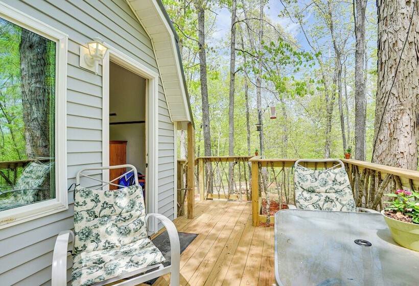 Inviting Des Arc Cabin W/ Fire Pit + Deck!