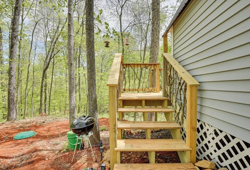 Inviting Des Arc Cabin W/ Fire Pit + Deck!