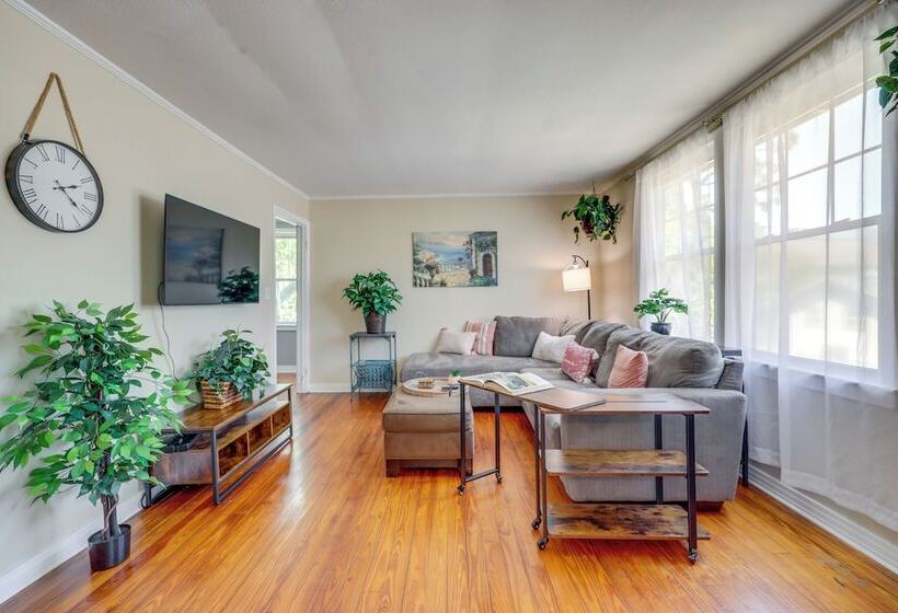 Jacksonville Getaway: 1 Mi To Southbank Riverwalk