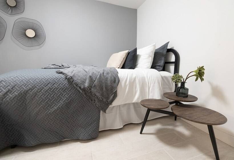 Kasa Collins Park Miami Beach Convention Center