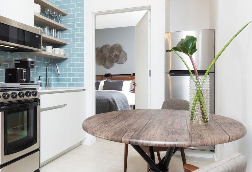 Kasa Collins Park Miami Beach Convention Center